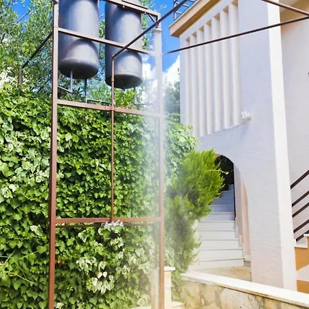 In With W-lan 3338-5 Guest house Rogoznica (Sibenik-Knin)