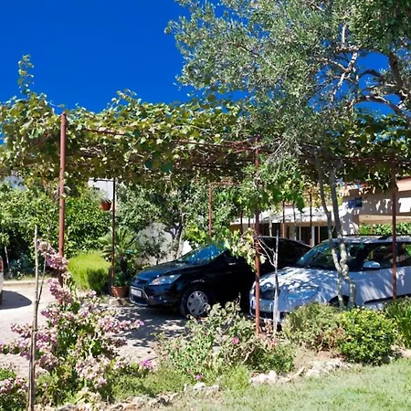 In Rogoznica With W-lan 3338-5 Guest house
